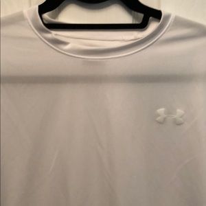 Under Armor short sleeve tee